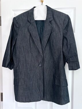 Calvin Klein 3/4 sleeve blazer